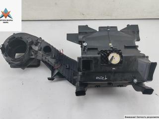 корпус отопителя (печки) Volkswagen Crafter 1 поколение 2007, 2.5 л., дизель, МКПП, белый, микроавтобус, A9068300061KZ