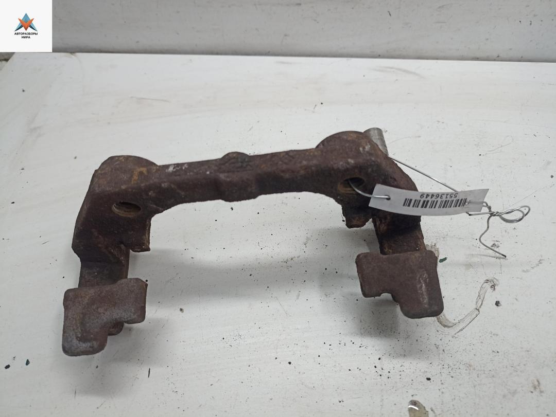 скоба суппорта Opel Vectra C 2004, 2.2 л., бензин, МКПП, серый, хетчбэк 5 дв. - фото №1