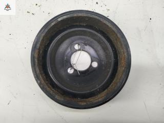 шкив помпы Volkswagen Golf 5 поколение 2003, 1.6 л., бензин, МКПП, чёрный, хетчбэк 3 дв., 03D121028B