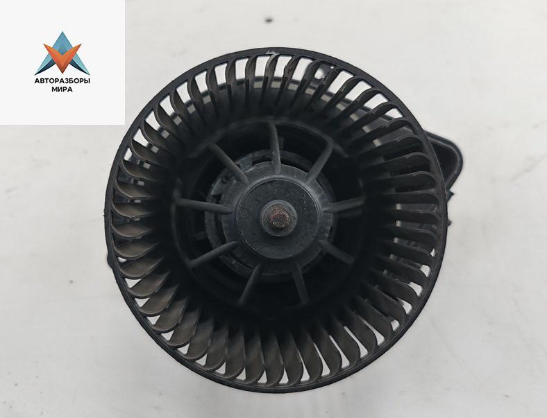 моторчик печки Opel Movano A 1998, 2.8 л., дизель, МКПП, серый, микроавтобус, 133974W - фото №1