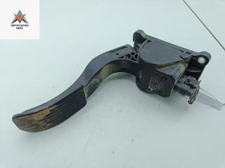 педаль Mercedes-Benz Vito-2 / Viano W639 2006, 2.2 л., дизель, МКПП, белый, микроавтобус, 9063000404