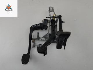 узел педальный (блок педалей) Audi A4 B5 1995, 1.8 л., бензин, МКПП, зелёный, седан, 8D1721117