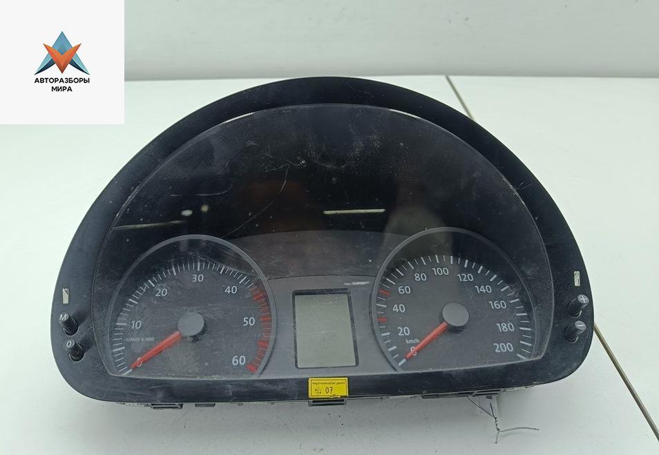 приборная панель Volkswagen Crafter 1 поколение 2007, 2.5 л., дизель, МКПП, белый, микроавтобус, 9064481521 - фото №1