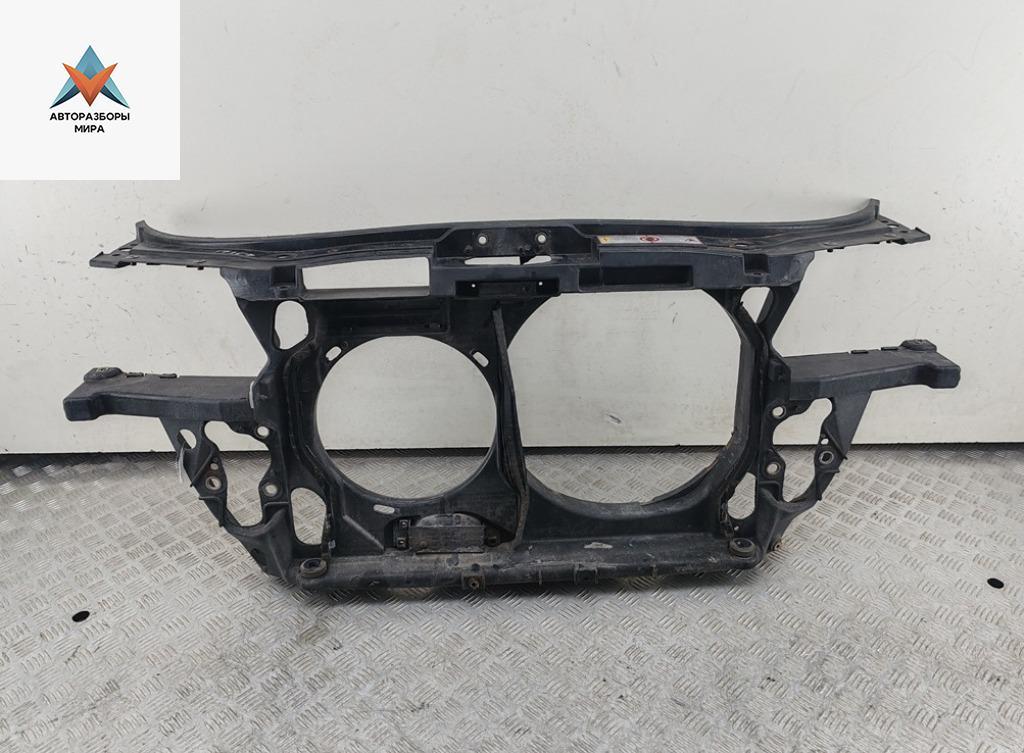 Рамка радиатора Audi A6 4B/C5 1997, 2.4 л., бензин, МКПП, синий, седан, 1853023916 - фото №1