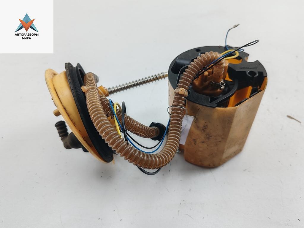 насос топливный Audi A4 B7 2005, 3.0 л., дизель, АКПП, серый, универсал, 8E0919050M - фото №1