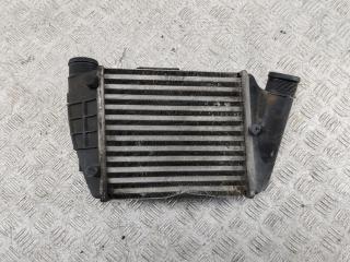 радиатор интеркулера Audi A4 B7 2005, 3.0 л., дизель, АКПП, серый, универсал, 8E0145806L