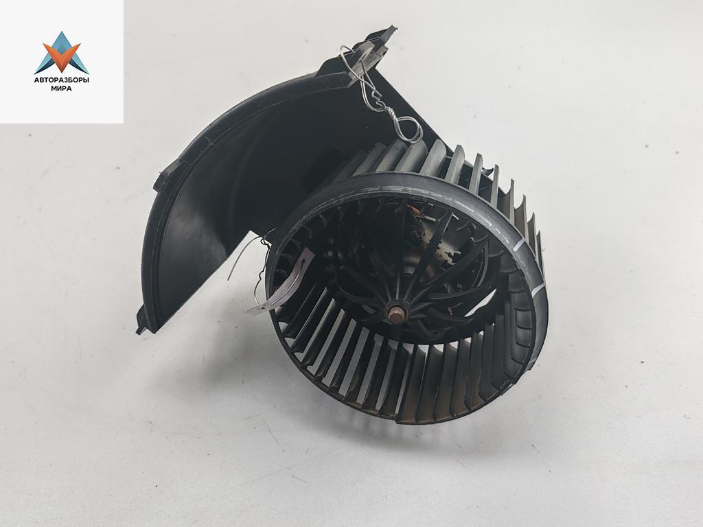 моторчик печки Volkswagen Transporter T5 2006, 2.5 л., дизель, МКПП, белый, микроавтобус, 0917063 - фото №1