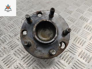 ступица задняя правая Ford Mondeo 3 поколение [рестайлинг] 2004, 1.8 л., бензин, МКПП, чёрный, универсал, 10038701