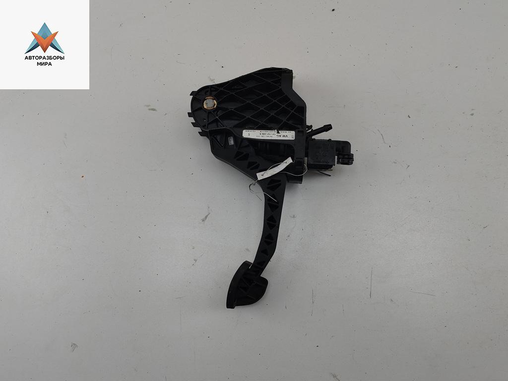 цилиндр сцепления главный Audi A3 8P 2003, 1.6 л., бензин, МКПП, серый, хетчбэк 3 дв., 1K1721059R - фото №1