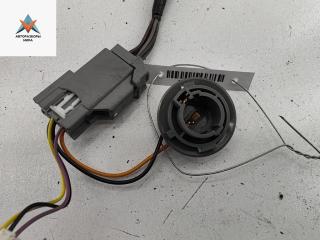 Патрон лампы фонаря Ford Mondeo 4 поколение [рестайлинг] 2011, 1.6 л., бензин, МКПП, чёрный, универсал