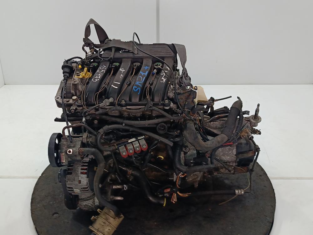 двигатель Renault Laguna 2 поколение 2002, цвет, F4P774 - фото №1