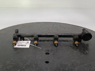 топливная рампа Renault Megane 1 поколение [рестайлинг] 2001, цвет, 7700112519