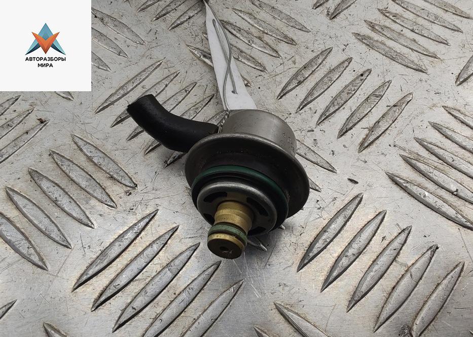 регулятор давления топлива Audi A4 B6 2001, 2.0 л., бензин, АКПП, чёрный, универсал, 078133534C, 0280160575 - фото №1