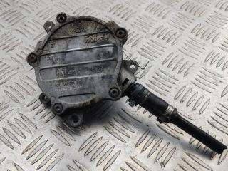 насос вакуумный Audi A4 B6 2002, 2.0 л., бензин, МКПП, синий, универсал, 06D145100D