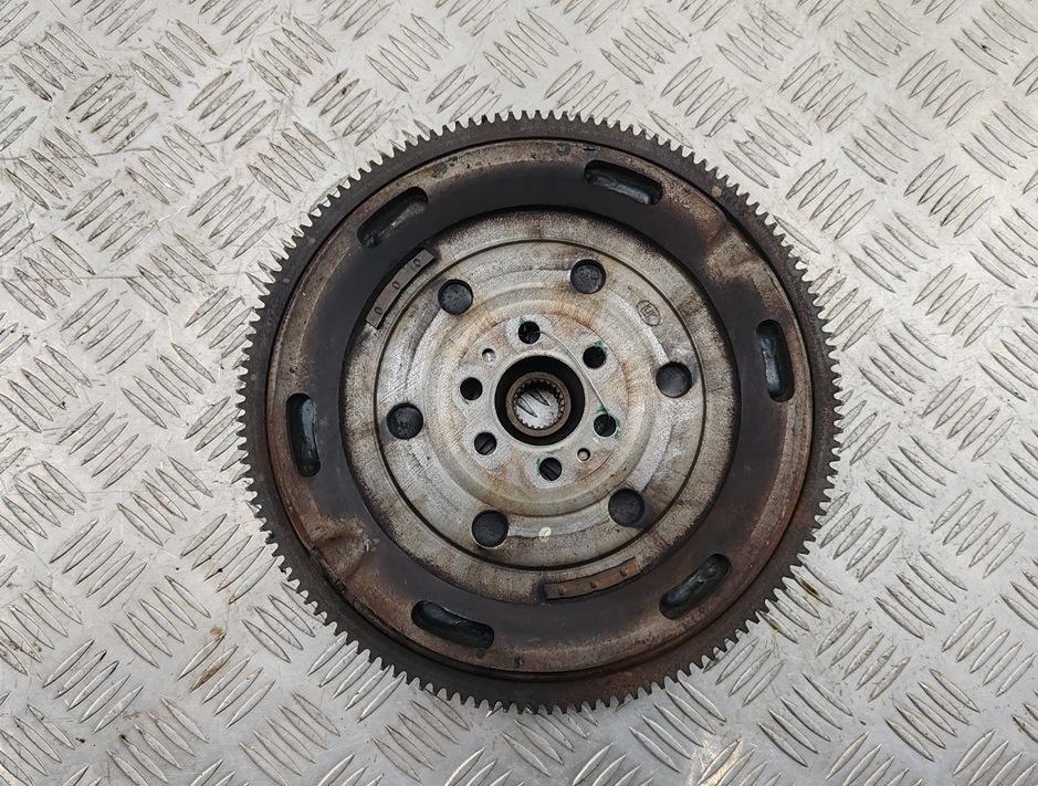 Маховик АКПП (драйв плата) Audi A4 B6 2001, 2.0 л., бензин, АКПП, чёрный, универсал, 058105317F