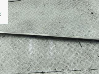 Направляющая сдвижной двери (салазка) правая Volkswagen Crafter 1 поколение 2007, 2.5 л., дизель, МКПП, белый, микроавтобус