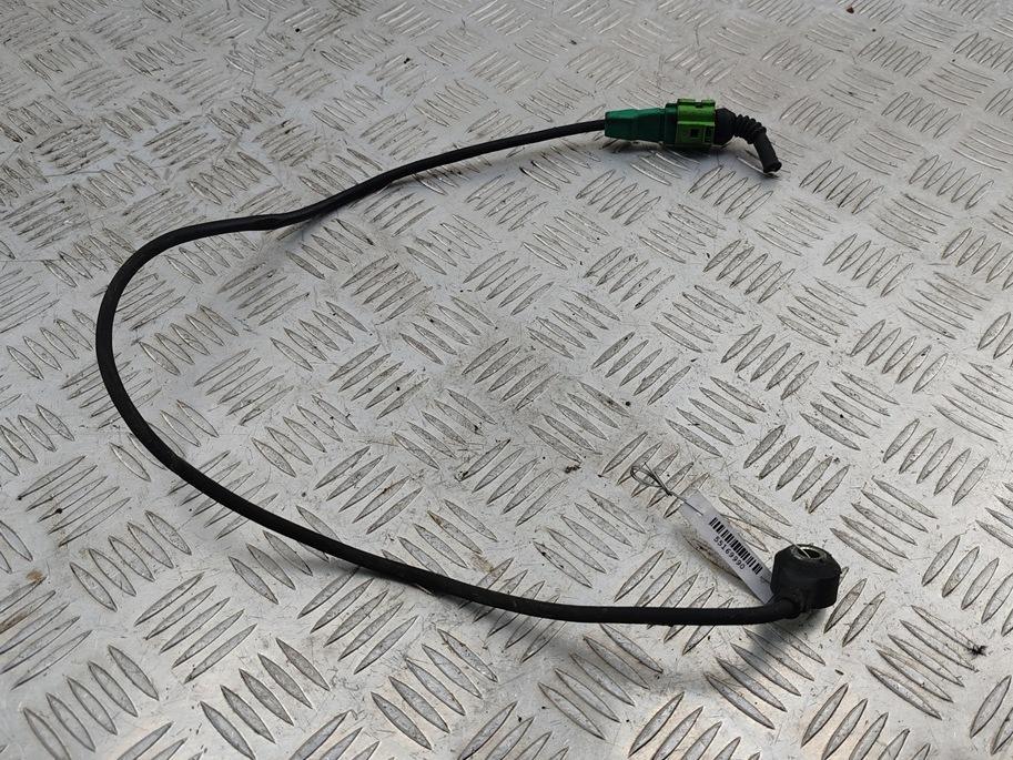 датчик детонации Audi A4 B6 2001, 2.0 л., бензин, АКПП, чёрный, универсал, 07D905377