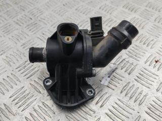 корпус термостата Audi A4 B6 2002, 2.0 л., бензин, МКПП, синий, универсал, BEHR