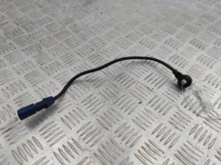 датчик детонации Audi A4 B6 2002, 2.0 л., бензин, МКПП, синий, универсал, 06D905377