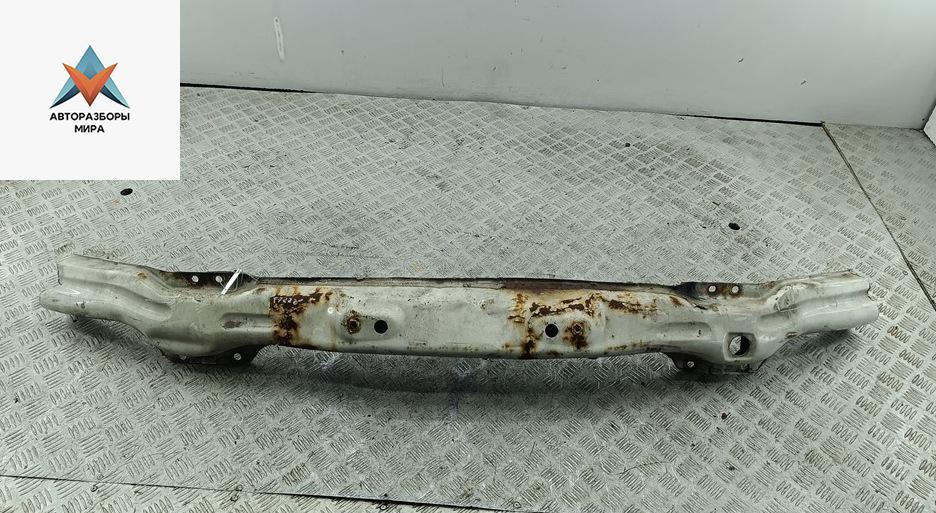 усилитель бампера переднего Volkswagen Crafter 1 поколение 2007, 2.5 л., дизель, МКПП, белый, микроавтобус - фото №1