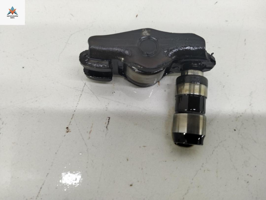 коромысло клапана (рокер) Volkswagen Touran 1 поколение 2004, 1.6 л., бензин, МКПП, серый, минивэн - фото №1