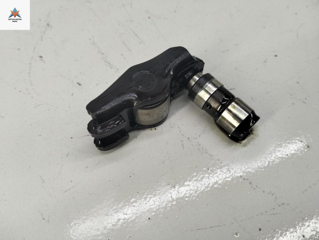 коромысло клапана (рокер) Volkswagen Touran 1 поколение 2004, 1.6 л., бензин, МКПП, серый, минивэн - фото №1