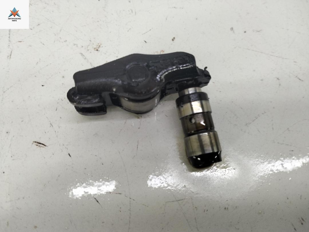 коромысло клапана (рокер) Volkswagen Touran 1 поколение 2004, 1.6 л., бензин, МКПП, серый, минивэн - фото №1