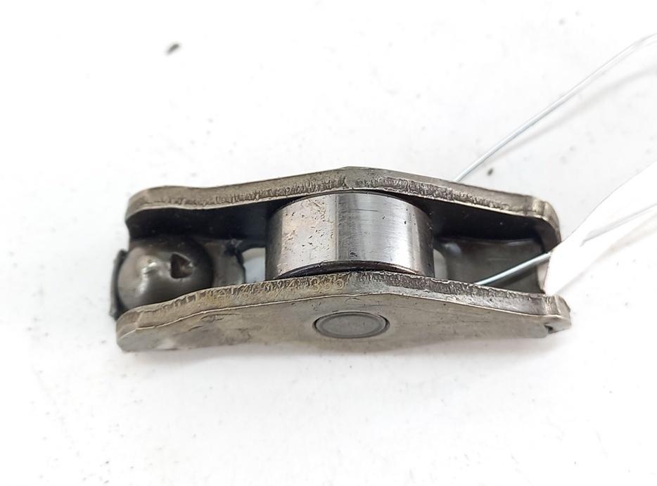 коромысло клапана (рокер) BMW 5 E39 2000, 2.0 л., дизель, МКПП, серый, универсал, 11322248878