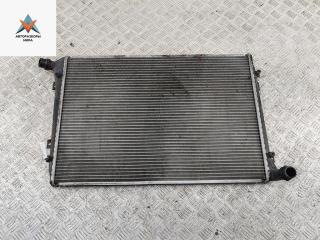 радиатор охлаждения Volkswagen Passat B6 2006, 2.0 л., дизель, МКПП, чёрный, универсал, NISSENS65291A