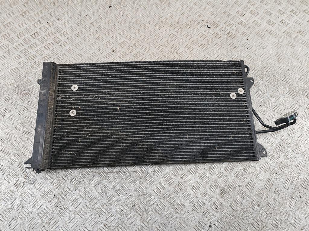 радиатор кондиционера Volkswagen Touareg 2004, 5.0 л., дизель, АКПП, чёрный, внедорожник 5 дв.