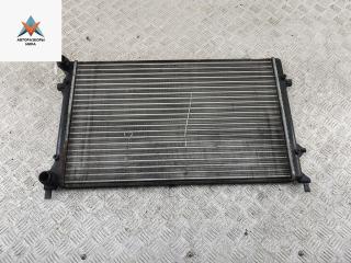 радиатор охлаждения Volkswagen Golf 5 поколение 2004, 1.6 л., бензин, АКПП, серый, хетчбэк 5 дв.