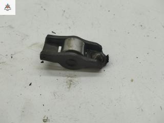 коромысло клапана (рокер) Volkswagen Golf 5 поколение 2005, 1.4 л., бензин, МКПП, чёрный, хетчбэк 5 дв., 036109411D