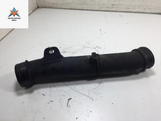 патрубок интеркулера Volkswagen LT 2 поколение 2002, 2.5 л., дизель, МКПП, красный, микроавтобус, 2D0129715A