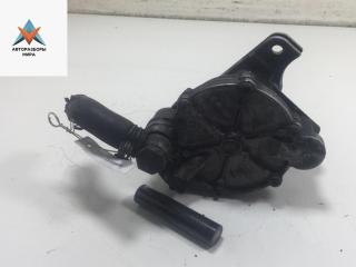 насос вакуумный Volkswagen Transporter T4 1992, 2.4 л., дизель, МКПП, красный, микроавтобус