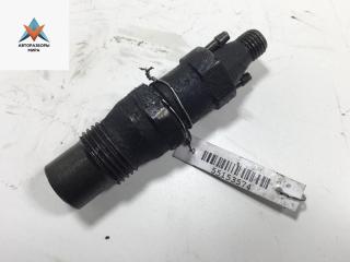 форсунка Volkswagen Transporter T4 1992, 2.4 л., дизель, МКПП, красный, микроавтобус, 068130202