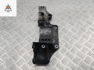 кронштейн генератора Skoda Octavia mk1 (A4 1U) 2003, 2.0 л., бензин, МКПП, синий, хетчбэк 5 дв., 06A903143P