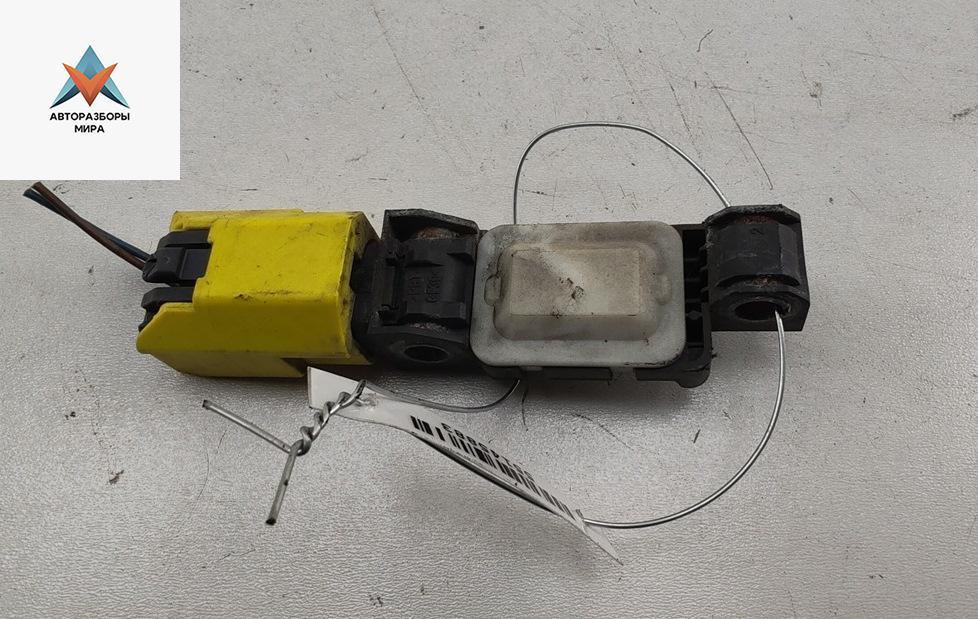 датчик AirBag Volkswagen Touareg 1 поколение 2004, 5.0 л., дизель, АКПП, чёрный, внедорожник 5 дв., 7L6909606C - фото №1