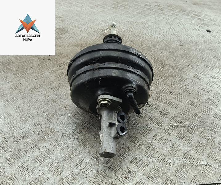 вакуумный усилитель тормозов Volkswagen Passat B5 1999, 1.8 л., бензин, МКПП, зелёный, универсал, 4B3612105 - фото №1