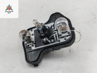 панель заднего левого фонаря Volkswagen Golf 5 поколение 2004, 1.6 л., бензин, АКПП, серый, хетчбэк 5 дв., 1K6945257