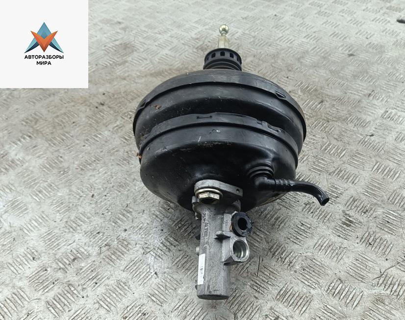 вакуумный усилитель тормозов Volkswagen Passat B5 1999, 1.9 л., дизель, МКПП, синий, универсал, 4B3612105A - фото №1