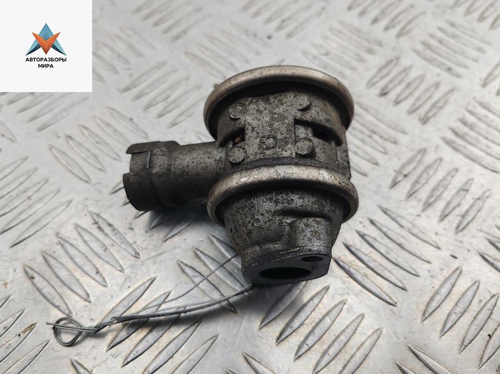 клапан EGR Skoda Octavia mk1 (A4 1U) 2003, 2.0 л., бензин, МКПП, синий, хетчбэк 5 дв., 06A131351 - фото №1