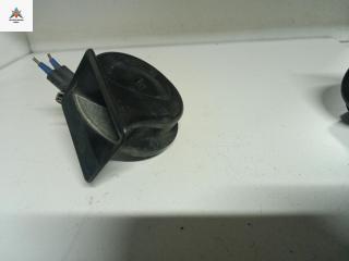 сигнал (клаксон) Volkswagen Passat B5 1999, 1.9 л., дизель, МКПП, чёрный, универсал, 0092018