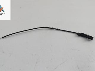 трос капота Volkswagen Passat B5 1999, 1.9 л., дизель, МКПП, чёрный, универсал, 3B1823535D