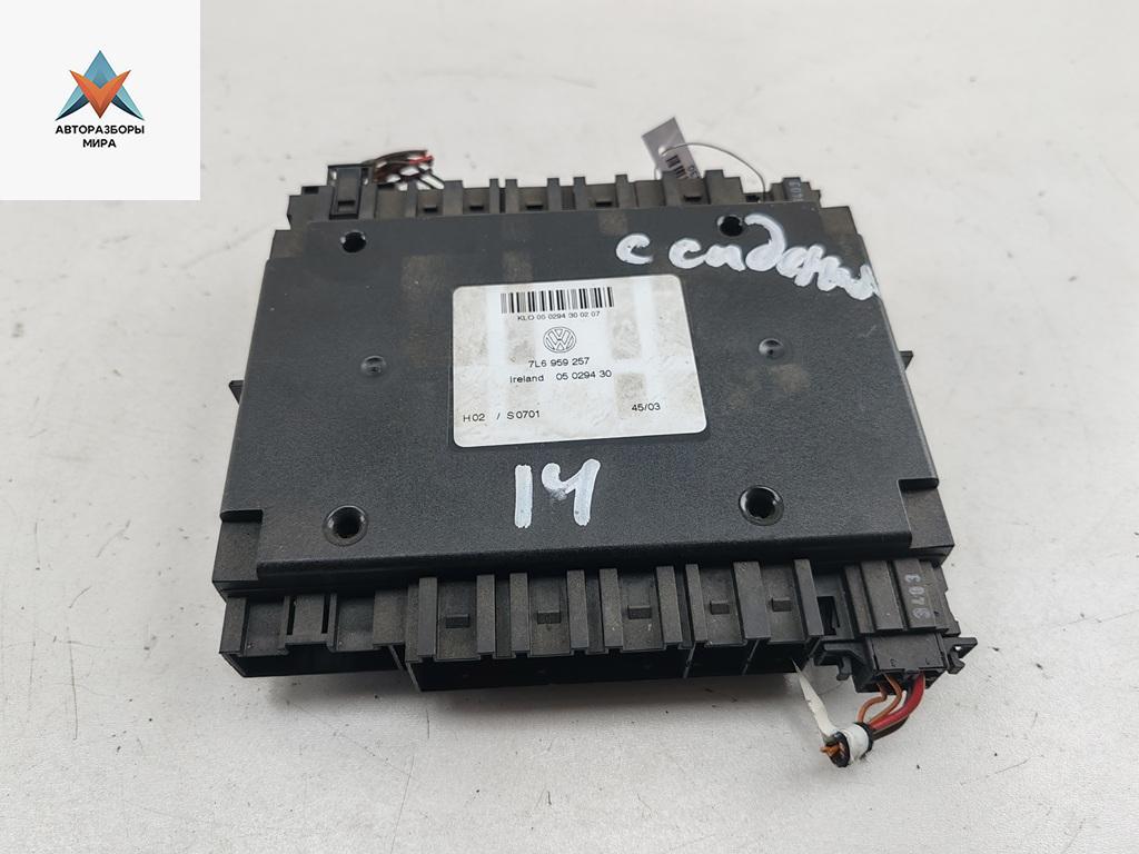 блок управления сиденьем Volkswagen Touareg 1 поколение 2004, 5.0 л., дизель, АКПП, чёрный, внедорожник 5 дв., 7L6959257 - фото №1