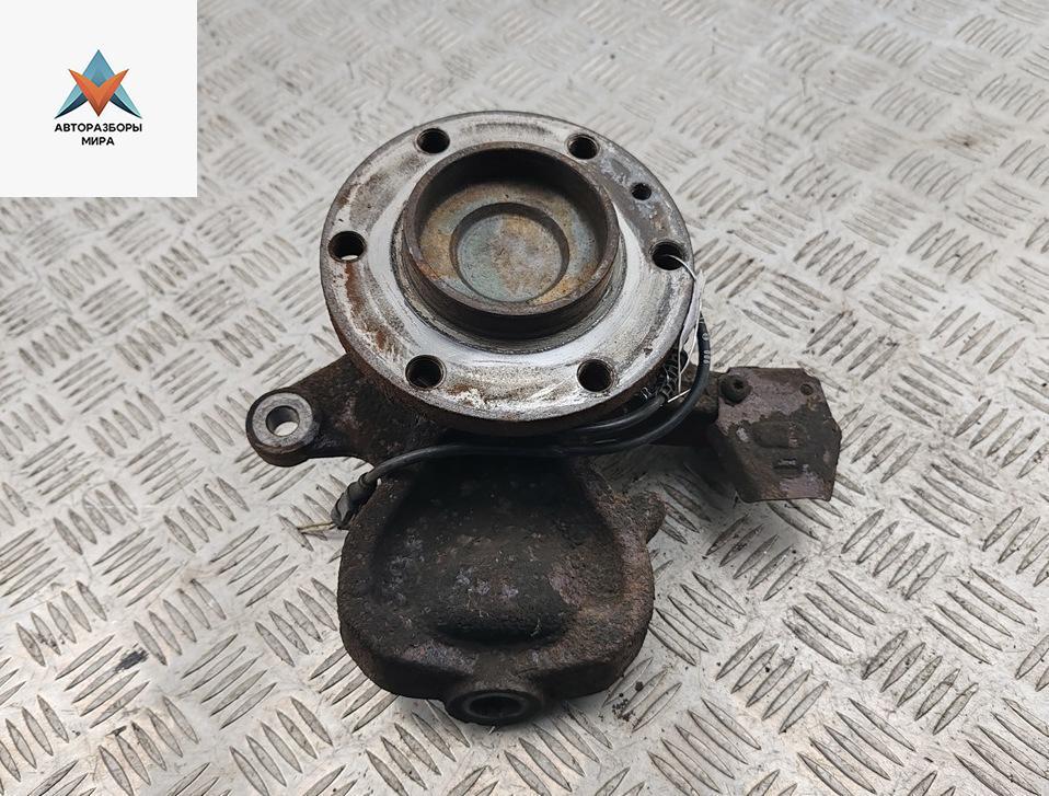 ступица передняя правая Volkswagen Crafter 1 поколение 2007, 2.5 л., дизель, МКПП, белый, микроавтобус - фото №1