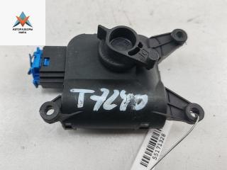 моторчик заслонки печки Volkswagen Touareg 1 поколение 2004, 5.0 л., дизель, АКПП, чёрный, внедорожник 5 дв., 7L0907511