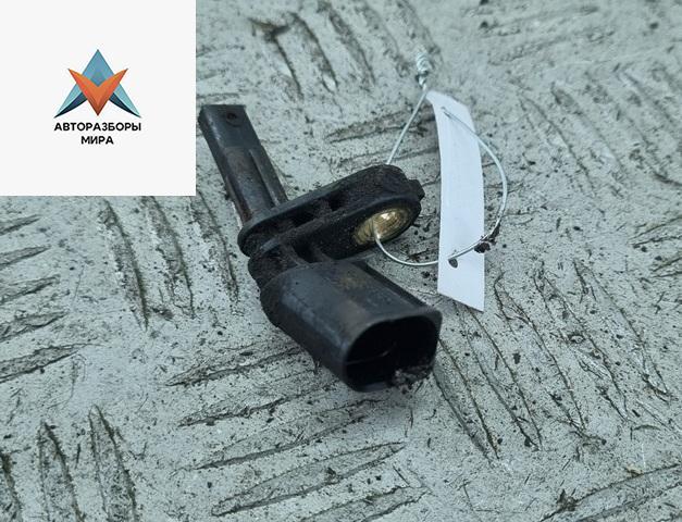 датчик ABS Volkswagen Golf 5 поколение 2005, 1.4 л., бензин, МКПП, серый, хетчбэк 3 дв., 7H0927803 - фото №1