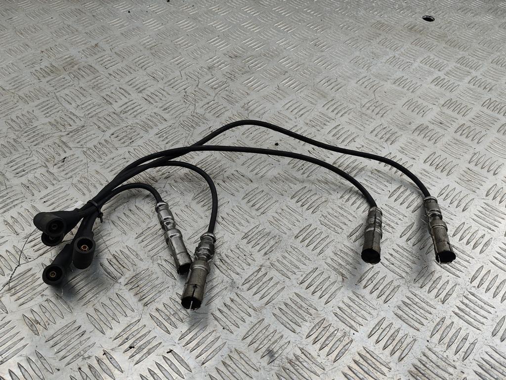 провод высоковольтный Volkswagen Bora 1999, 1.6 л., бензин, МКПП, серый, седан, 06A035255C