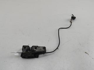замок капота Volkswagen Passat B6 2006, 2.0 л., дизель, МКПП, чёрный, универсал, 3C1823187