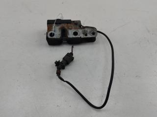замок капота Volkswagen Passat B6 2007, 2.0 л., дизель, МКПП, серый, универсал, 3C1823187